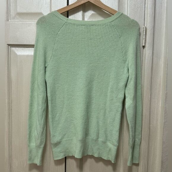 J.Crew Women M Mint Merino Wool Blend Soft Crew Neck Sweater Long Sleeve - Picture 2 of 9